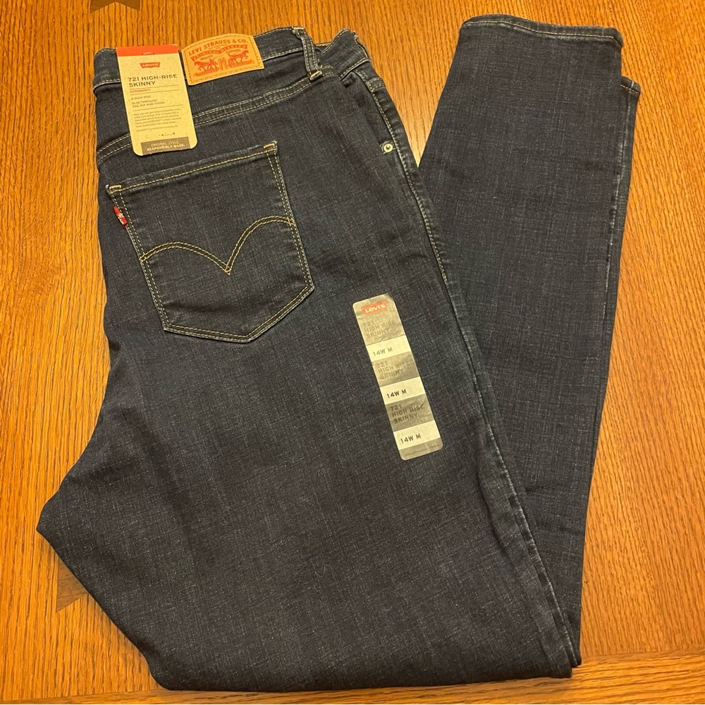 Levi’s 721 High Rise Skinny
